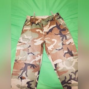 Mens Size SMALL W31 L30 Woodland Camo Fatigue Pants